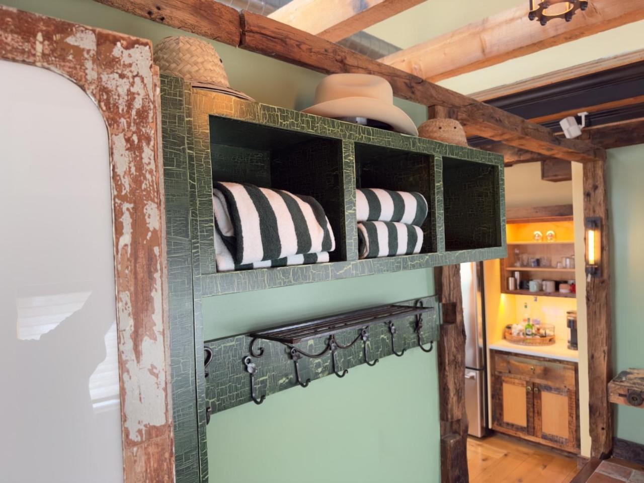 Hotel Magical Post And Beam Loft Downtown Newport! Extérieur photo