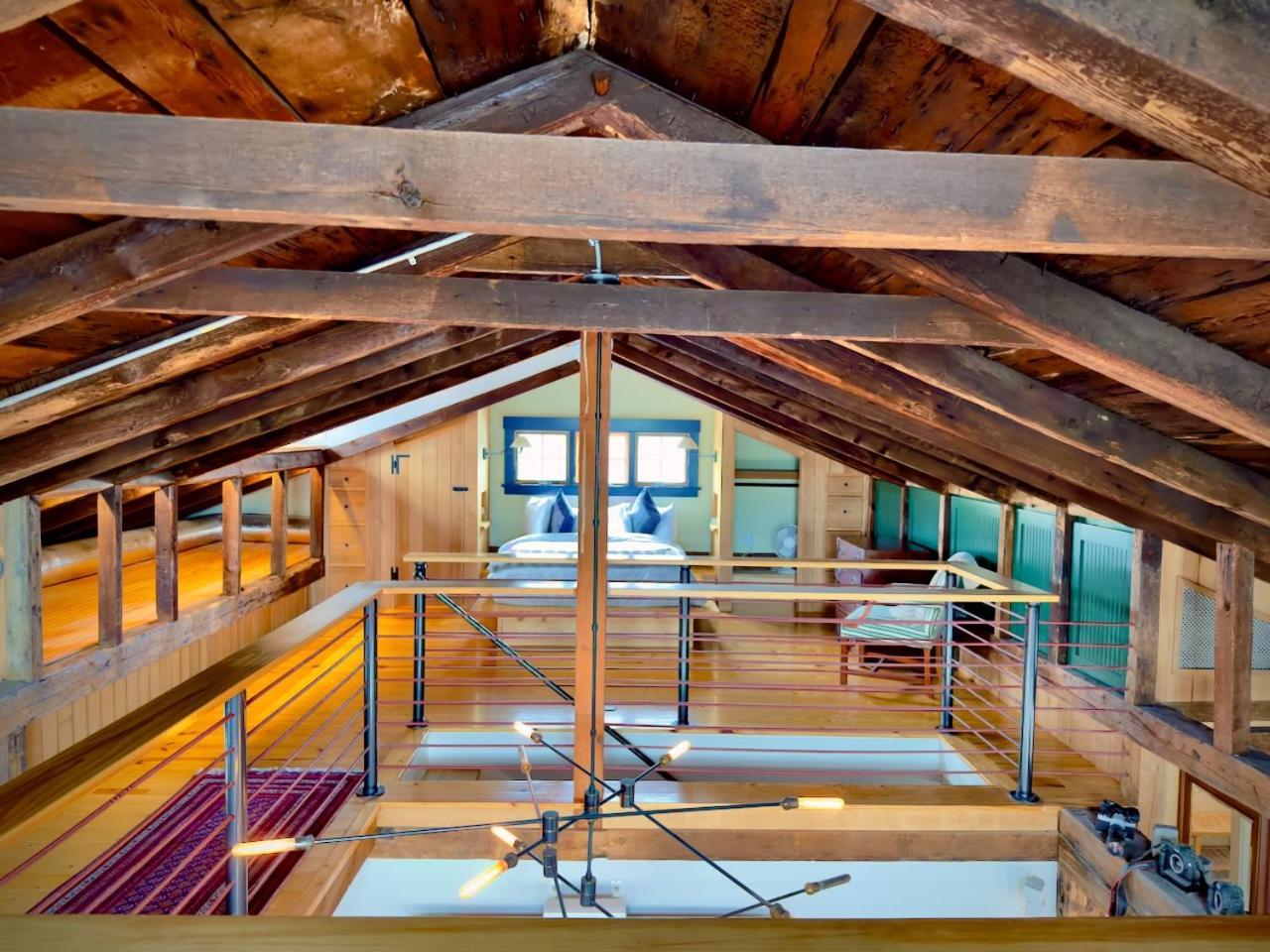 Hotel Magical Post And Beam Loft Downtown Newport! Extérieur photo