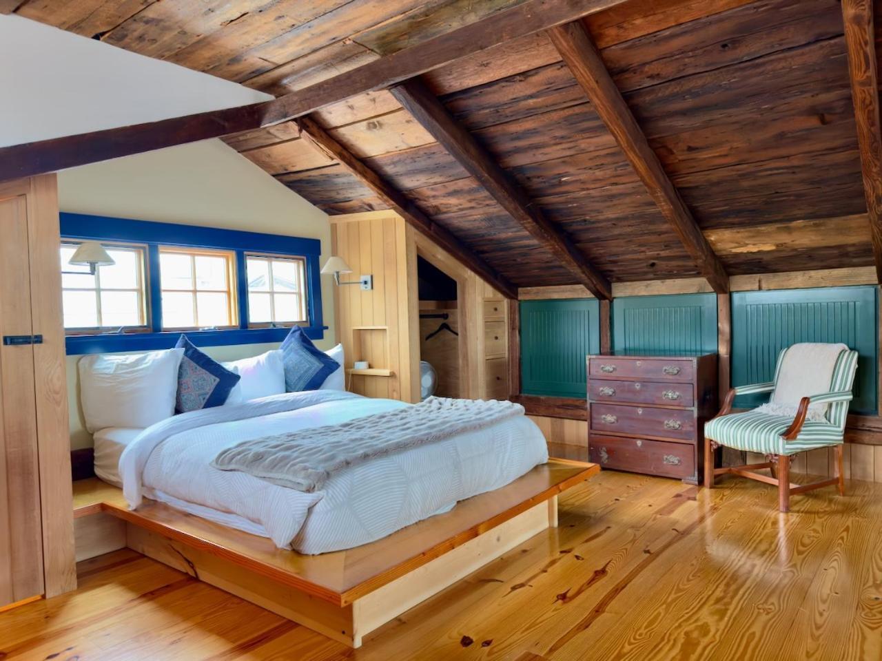 Hotel Magical Post And Beam Loft Downtown Newport! Extérieur photo