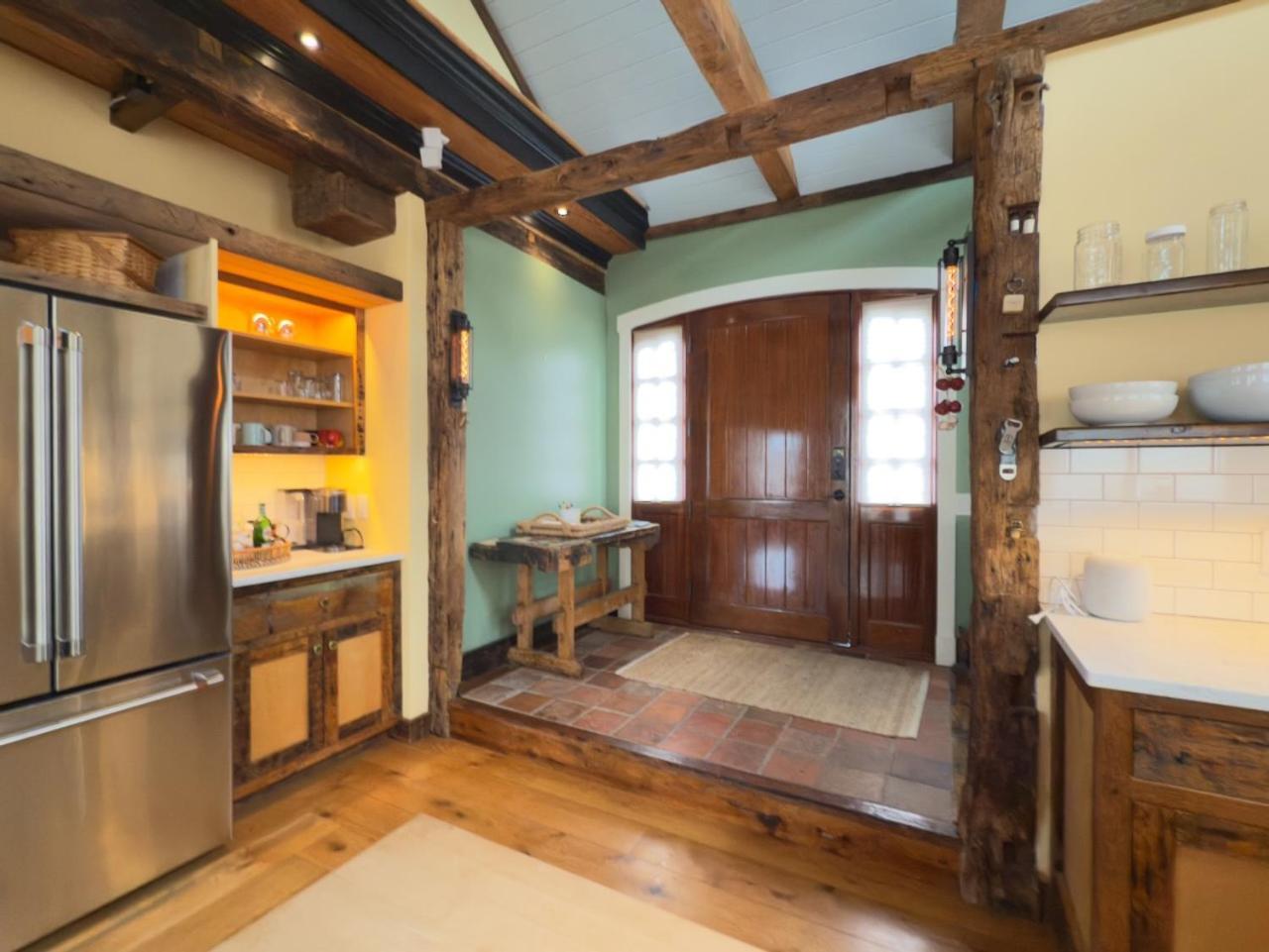 Hotel Magical Post And Beam Loft Downtown Newport! Extérieur photo